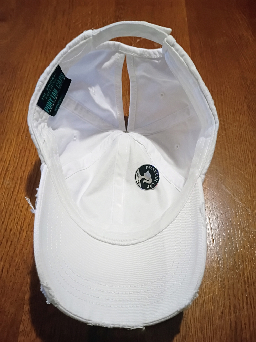 NEW Ladies White Baseball Cap with Silver Beaded Star - Picture 2 of 5